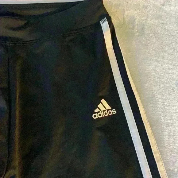 Adidas - Picture 2 of 3